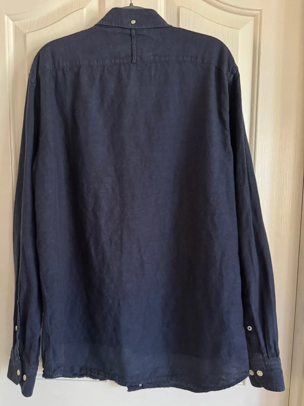Banana Republic Men's Navy Button-Down Long Sleeve Shirt  Size 16 1/2